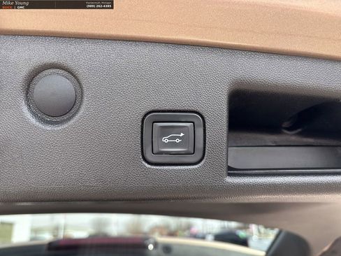 Certified 2019 Chevrolet Equinox LT image 11