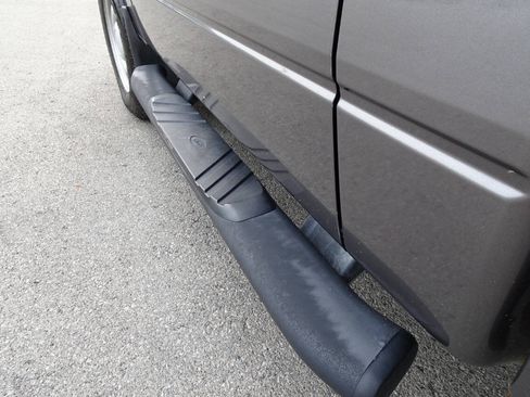 Used 2012 Ford F150 XL w/ XL Decor Group AWD/4WD image 13