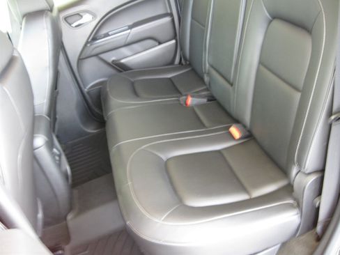 Used 2015 GMC Canyon SLT RWD image 28