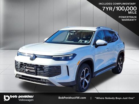 New 2026 Volkswagen Tiguan SE AWD/4WD image 23