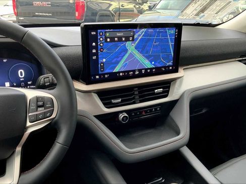 New 2025 Ford Explorer Active w/ Active Comfort Package image 6