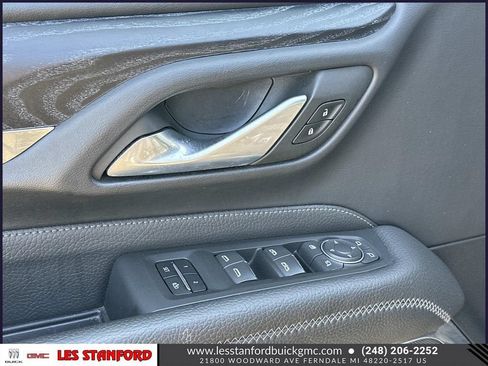 Used 2022 GMC Yukon XL Denali AWD/4WD image 18