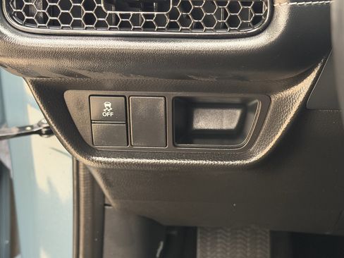 Used 2025 Honda HR-V EX-L image 23