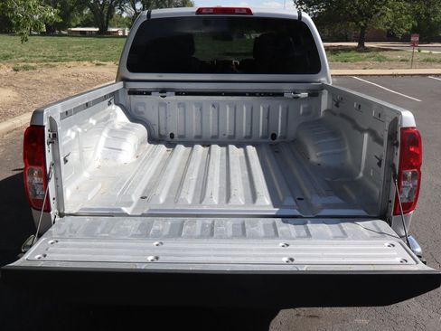Used 2016 Nissan Frontier S AWD/4WD image 14