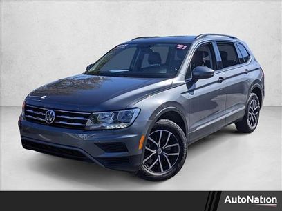 Used 2021 Volkswagen Tiguan SE w/ Panoramic Sunroof Package