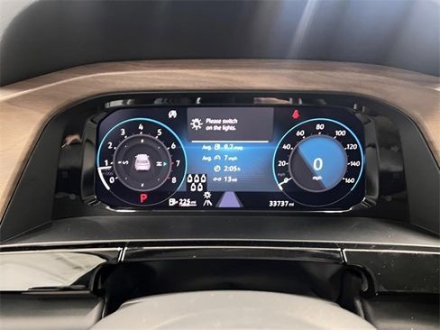 Used 2025 Volkswagen Atlas SE image 16