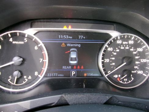 Used 2024 Nissan Altima 2.5 SV image 14