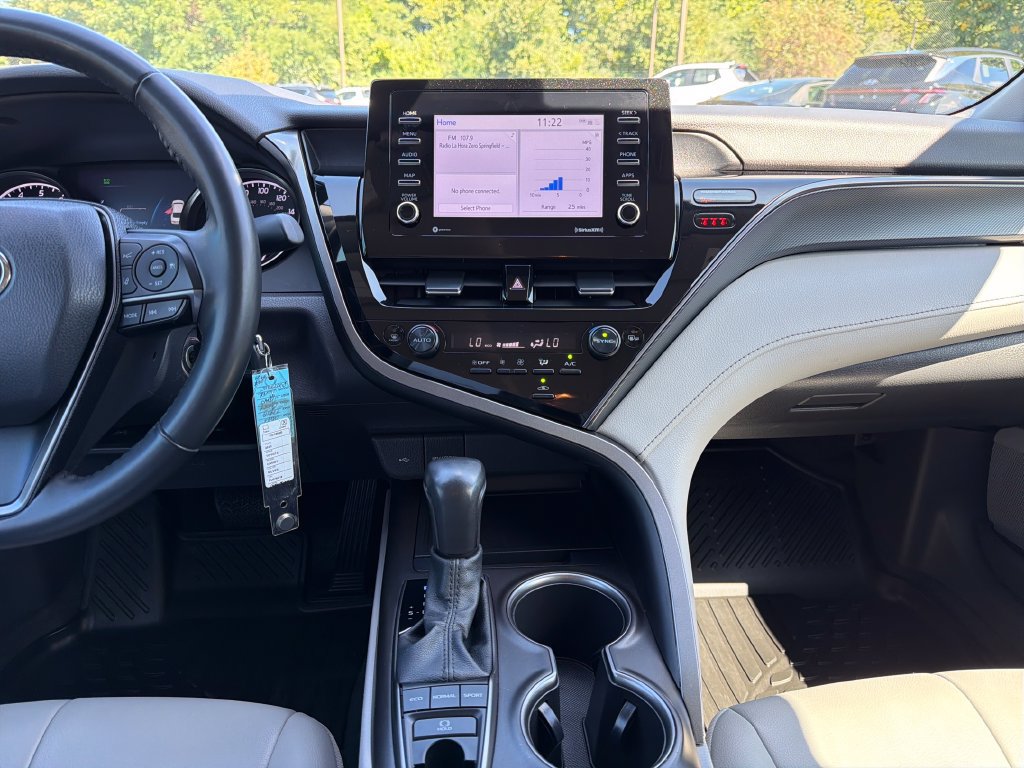 Used 2023 Toyota Camry SE AWD/4WD image 19