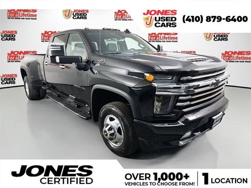 Used 2020 Chevrolet Silverado 3500 High Country w/ Technology Package AWD/4WD image 1