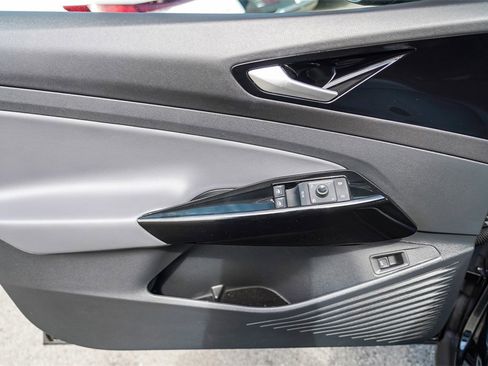 Used 2021 Volkswagen ID.4 Pro S image 21