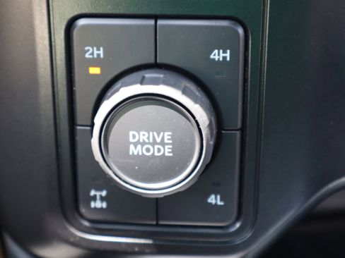 New 2025 Ford F350 Lariat w/ Lariat Ultimate Package image 30