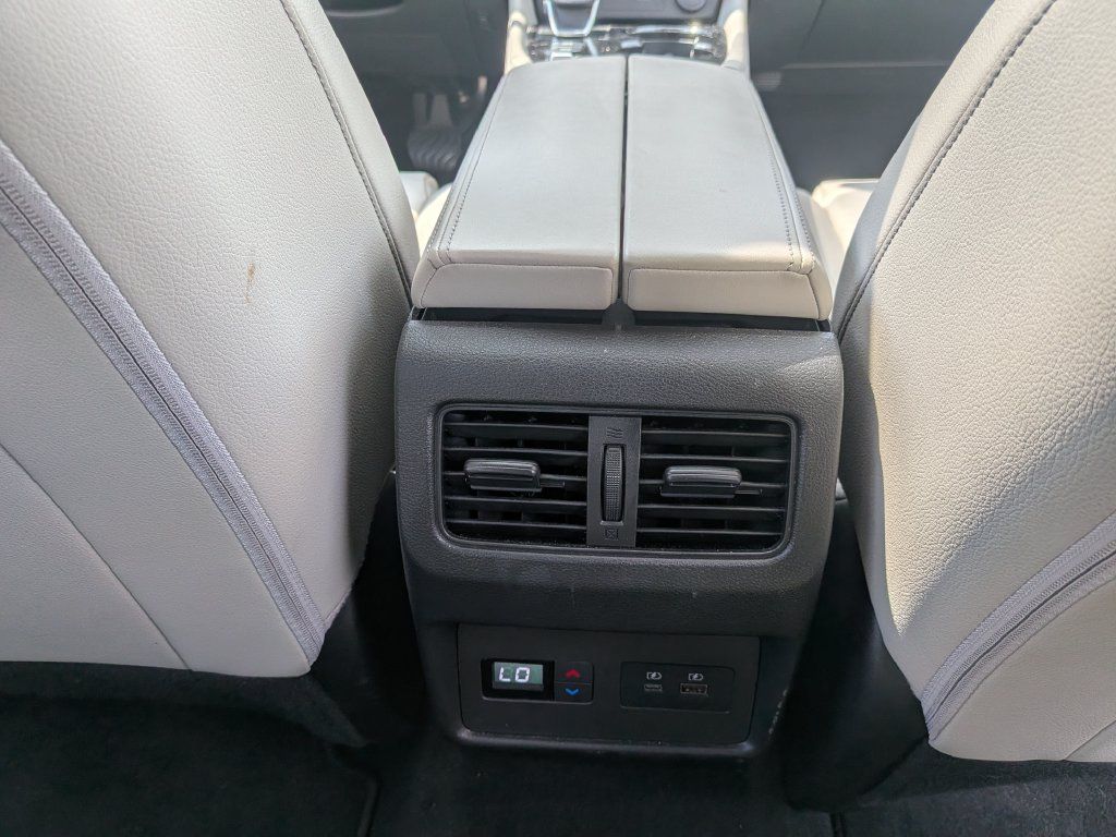 Used 2022 Nissan Rogue SL FWD image 28