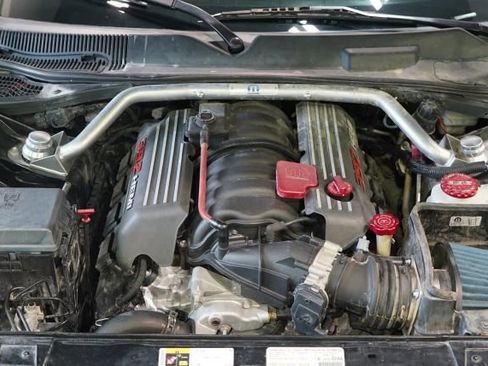 Used 2013 Dodge Challenger SRT8 w/ Harman Kardon Audio Group RWD image 41