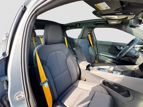 Used 2022 Polestar Polestar 2 w/ Performance Package image 25