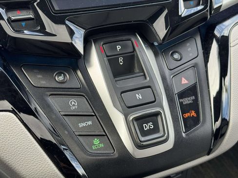Used 2021 Honda Odyssey Touring image 8