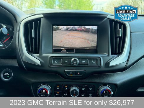 Used 2023 GMC Terrain SLE w/ Driver Convenience Package AWD/4WD image 20