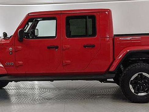 Used 2022 Jeep Gladiator Overland w/ Popular Equipment Package image 5