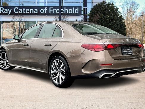 New 2026 Mercedes-Benz E 350 4MATIC Sedan image 3