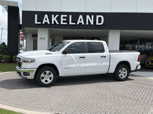 Used 2025 RAM 1500 Big Horn AWD/4WD image 2