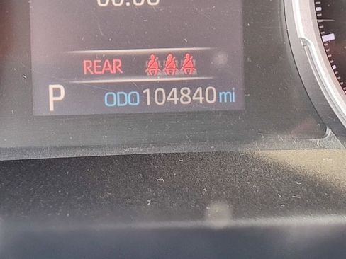 Used 2020 Toyota RAV4 XLE FWD image 28