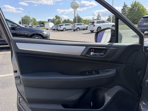 Used 2018 Subaru Legacy 2.5i Premium w/ Eyesight & BSD & Rcta & HBA AWD/4WD image 7
