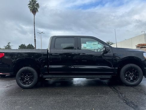 New 2025 Ford F150 Lightning XLT image 4