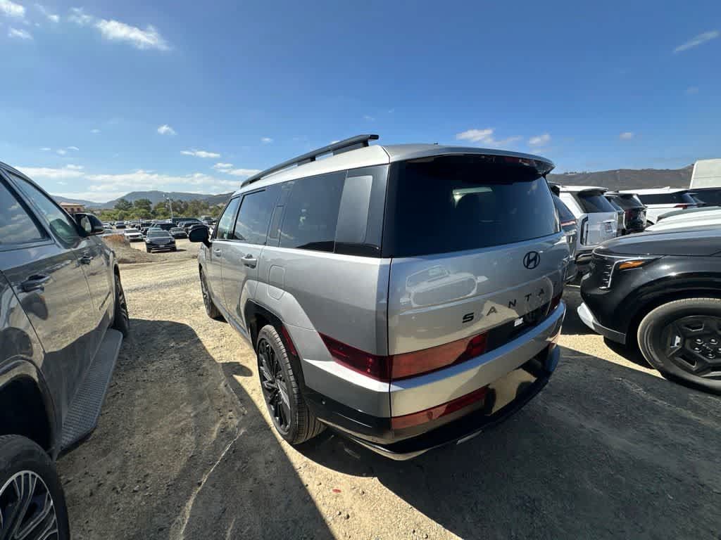 Used 2025 Hyundai Santa Fe Calligraphy FWD image 4