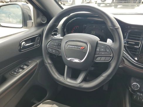 Used 2025 Dodge Durango GT AWD/4WD image 7