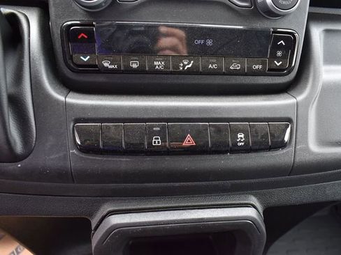 New 2025 RAM ProMaster 2500 w/ Convenience Group image 40