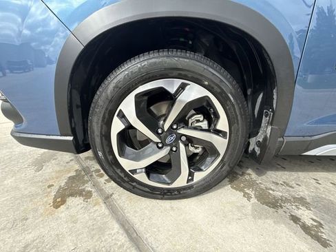 Used 2023 Subaru Forester Touring AWD/4WD image 10