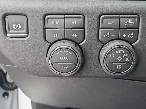 New 2026 Chevrolet Silverado 1500 LT Trail Boss w/ LT Trail Boss Premium Package AWD/4WD image 22
