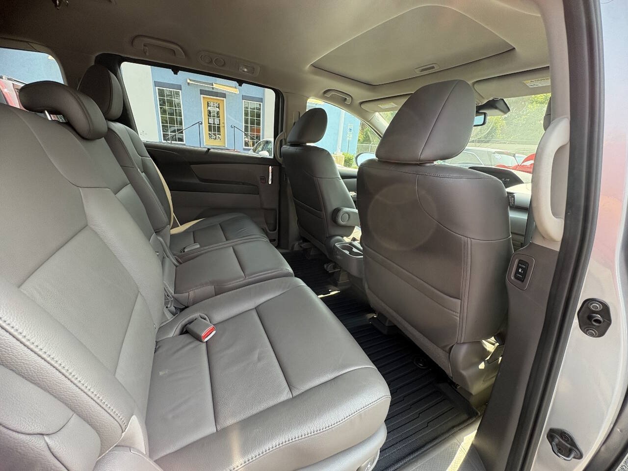 Used 2017 Honda Odyssey EX-L image 24