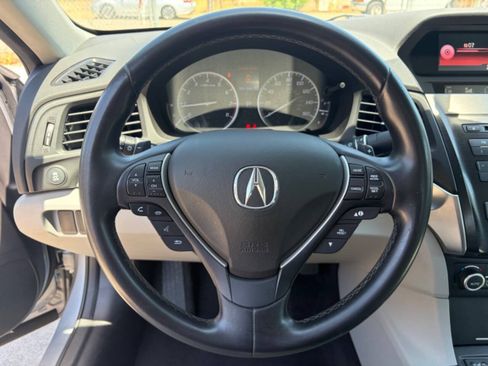 Used 2017 Acura ILX FWD image 15