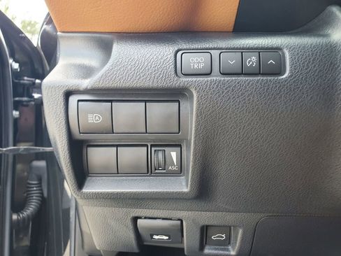 Used 2024 Lexus IS 350 F Sport RWD image 18
