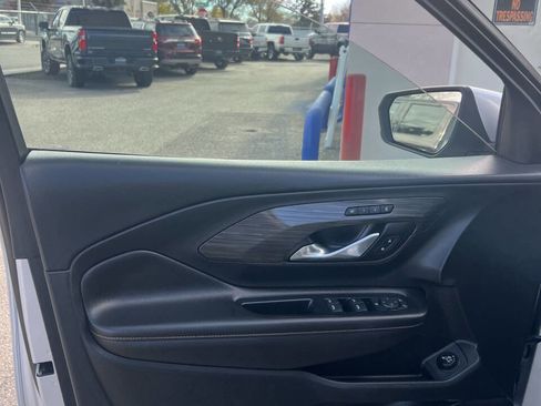 Used 2020 GMC Terrain SLT w/ Preferred Package image 11