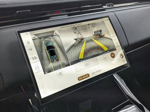New 2025 Land Rover Range Rover Sport SE image 16