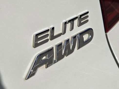 Used 2020 Honda Pilot Elite image 32