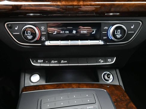 Used 2018 Audi Q5 2.0T Premium Plus w/ Convenience Package AWD/4WD image 16