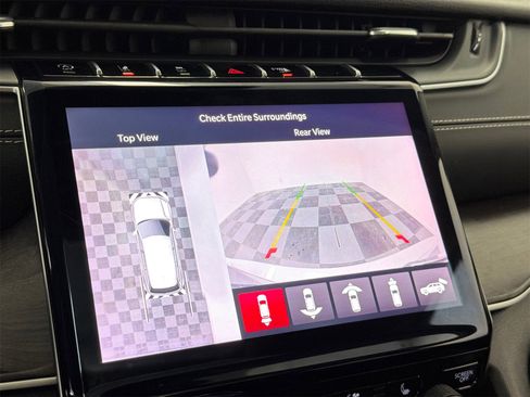 Used 2022 Jeep Grand Cherokee L Limited w/ Luxury Tech Group II image 29