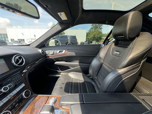 Used 2013 Mercedes-Benz SL 63 AMG image 11