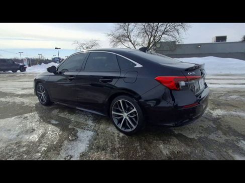 Used 2023 Honda Civic Touring image 6