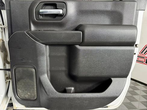 Used 2020 Chevrolet Silverado 2500 LT AWD/4WD image 39