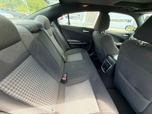Used 2022 Dodge Charger SXT w/ Driver Convenience Group AWD/4WD image 22