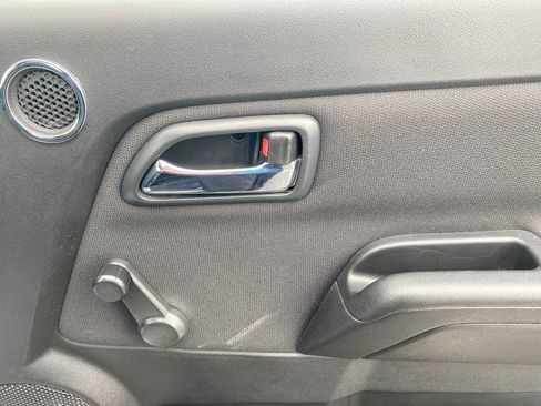 Used 2010 Chevrolet Colorado W/T image 10