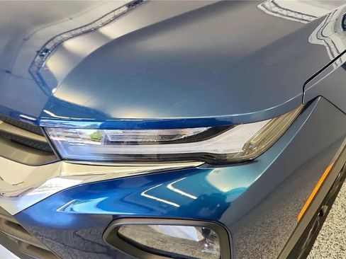 Used 2021 Chevrolet TrailBlazer LT w/ Convenience Package FWD image 14