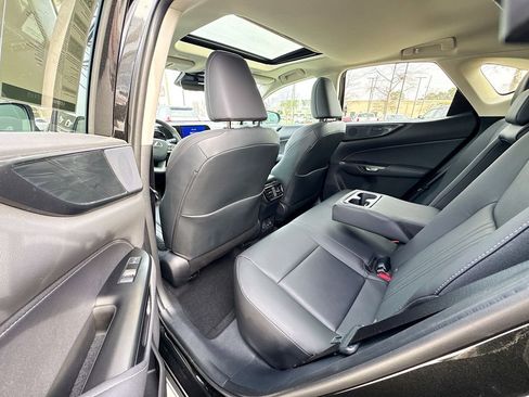 Used 2025 Lexus NX 250 FWD w/ Accessory Package (Z1) image 33