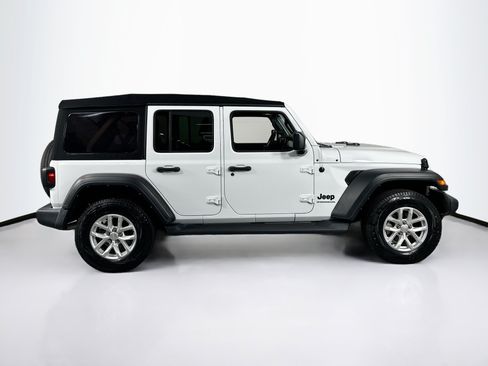 Used 2023 Jeep Wrangler Unlimited Sport AWD/4WD image 4
