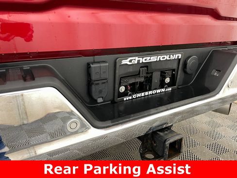 Used 2024 GMC Sierra 2500 SLT w/ SLT Premium Package image 17