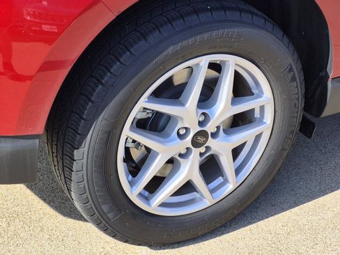 Used 2024 Ford Edge SEL w/ Convenience Package image 7