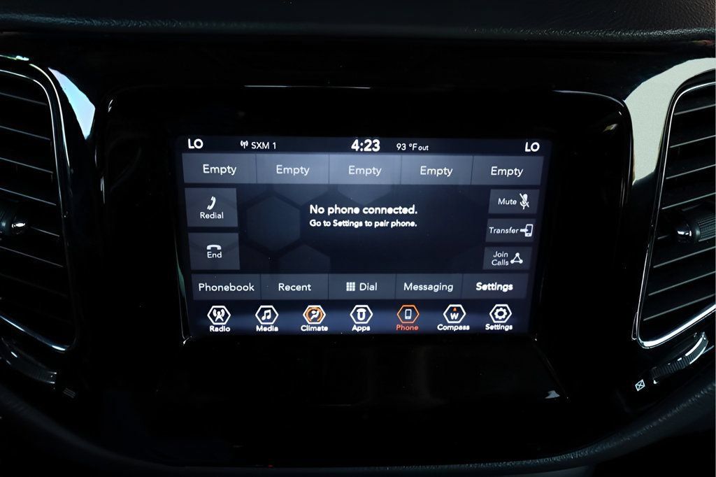 Used 2021 Jeep Compass Latitude FWD image 24